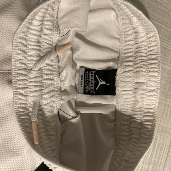 Lot of two boys athletic shortys jordan & Adidas size M and L 10-12 14-16 - Picture 5 of 6